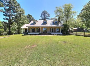 8915 Adams Rd, Keithville, LA 71047