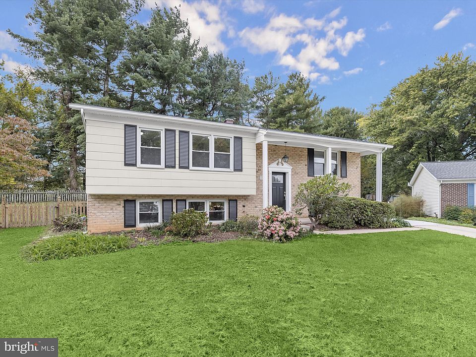 1st image of 2104 Cameron Ct