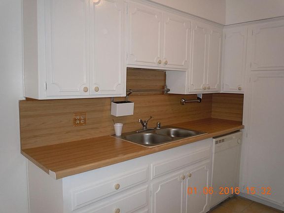 3rd image of 475 4th Ave APT E
