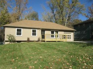 2000 NE 51st Ter, Kansas City, MO 64118