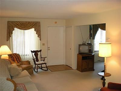 4th image of 769 Tollis Pkwy #13-08
