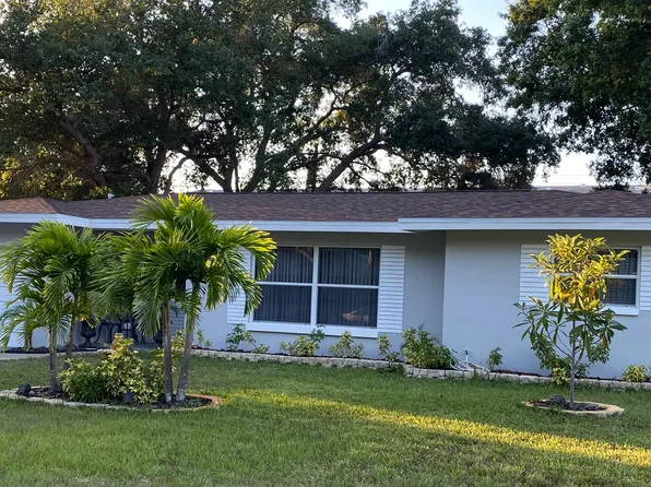 836 3rd Ave SW, Largo, FL 33770
