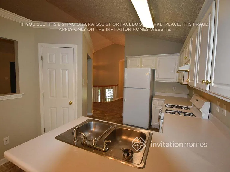 60 Encampment Ct — Photo 5
