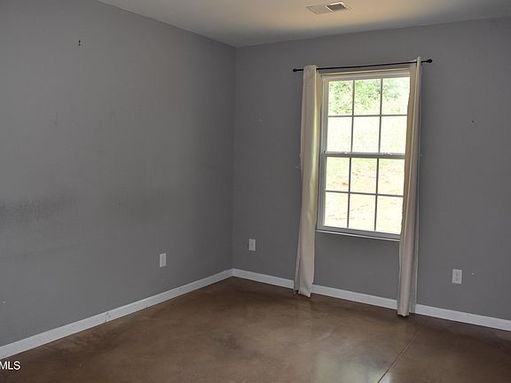 3rd image of 224 Newell Station Cir