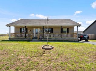 17 Christopher Ave, Glasgow, KY 42141