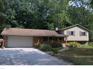 6149 Terrace Hills Dr, New Franklin, OH 44216