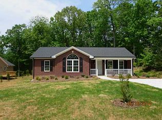 2383 Regency Dr, Randleman, NC 27317