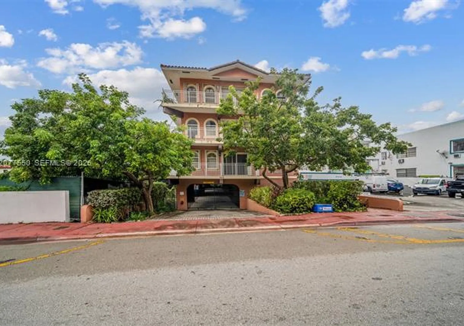 9008 Collins Ave cu-402, Surfside, FL 33154 — Photo 4