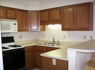 703 Deerfield Trl, Springfield, OH 45503