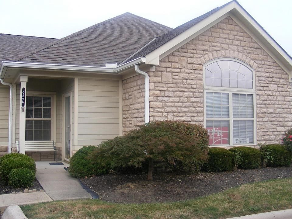 1st image of 956 Villas Dr