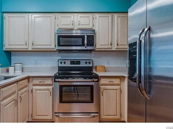 4th image of 1470 Whispering Creek Dr
