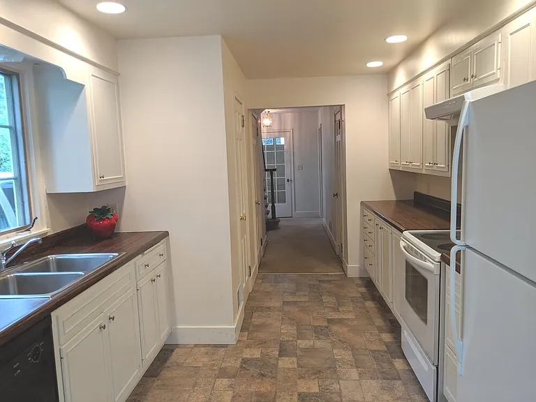 8 Prospect Ter — Photo 10