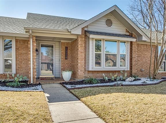 2nd image of 1928 Hawken Dr