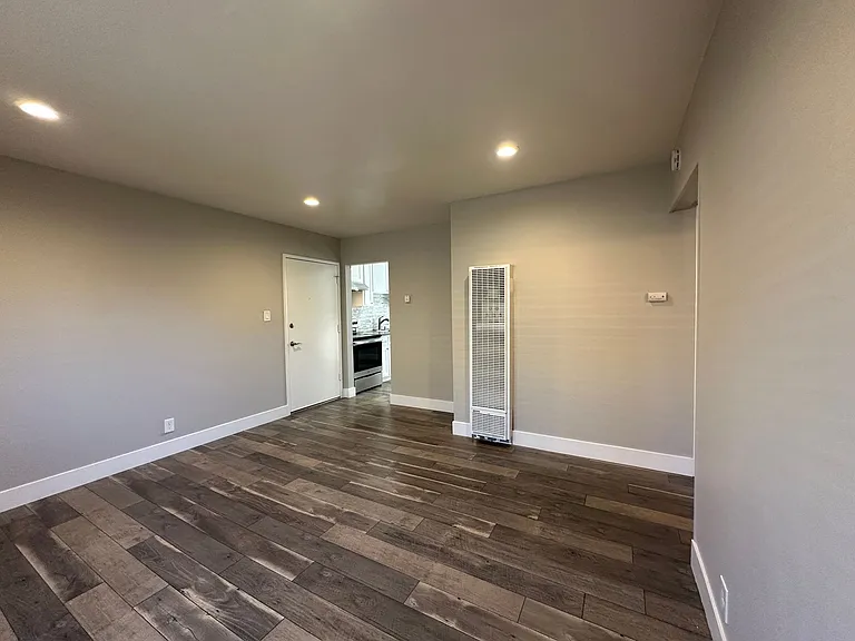 2713 and 2721 T Street, Sacramento — Photo 9