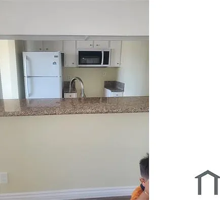 2810 W Slauson Ave — Photo 5