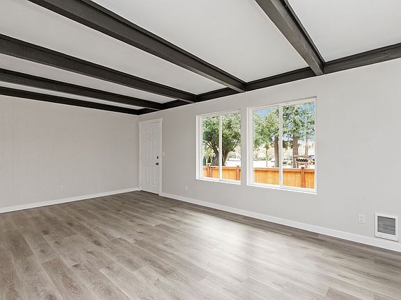 3rd image of 18808 36th Ave W #4