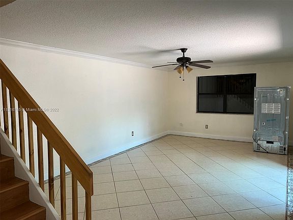 5th image of 13989 SW 94th Circle Ln #101