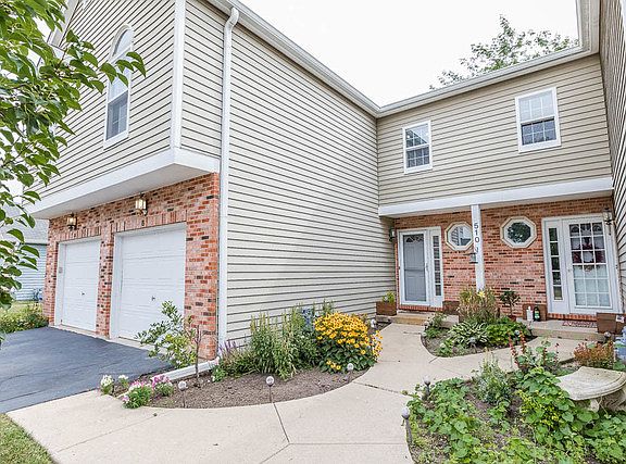2nd image of 510 Nicole Dr #16-B