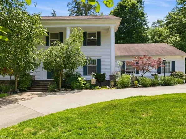 999 Hillcreek Ln, Gates Mills, OH 44040