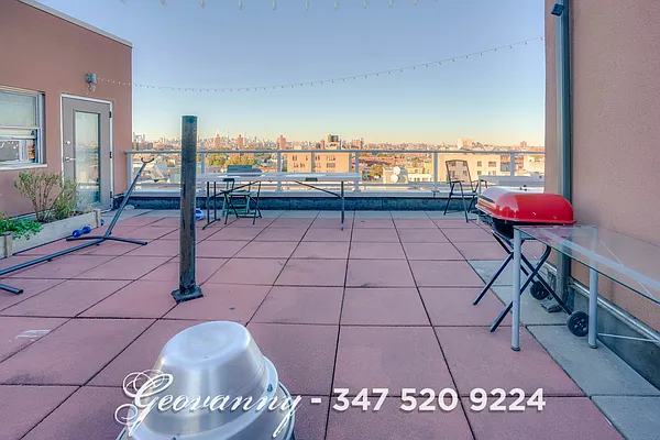 Rented by EXR | media 8