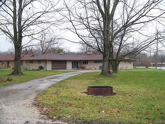 3rd image of 5556 N Patricia Ln