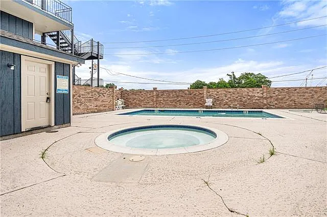 2 bed, 1100 sqft, $1,425 — Photo 4