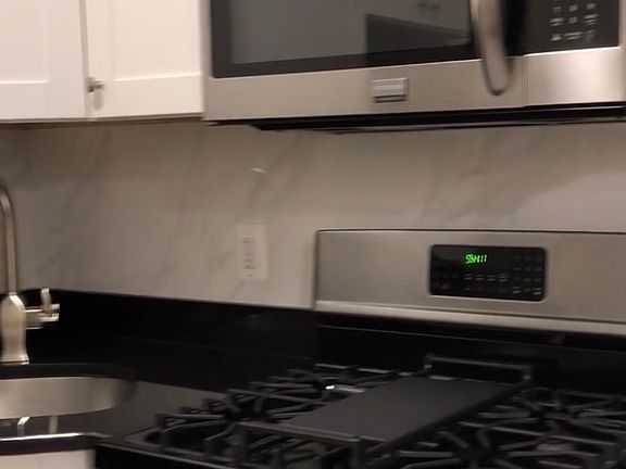 5th image of 493 Washington Ave APT 22