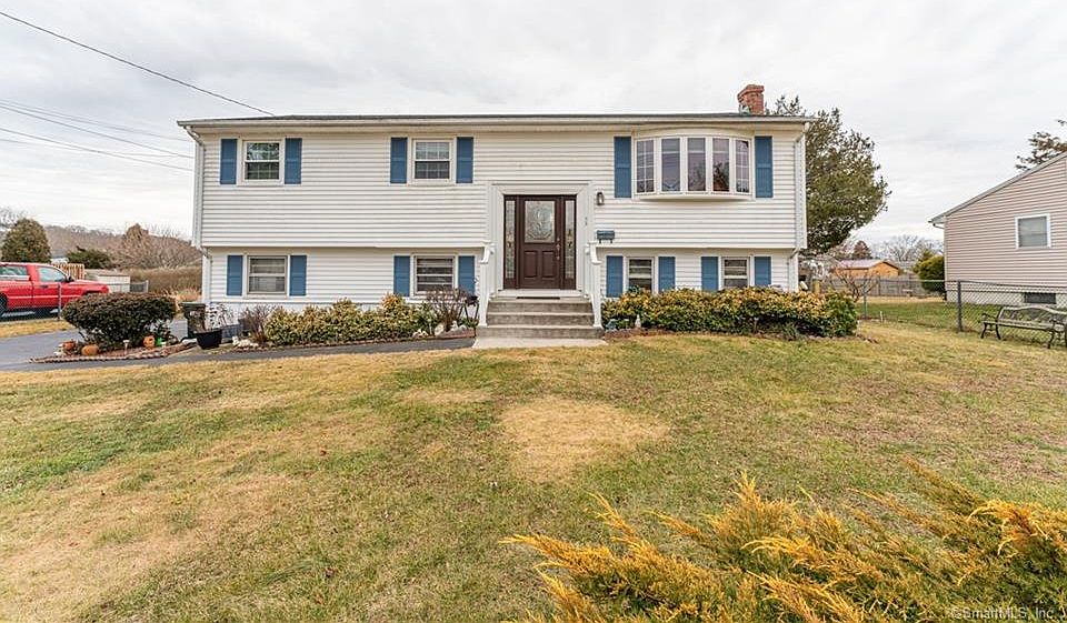 53 Brookside Ln Groton CT 06340 Zillow