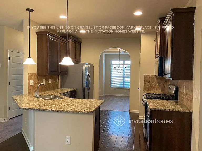 4373 Grove Lake St — Photo 5