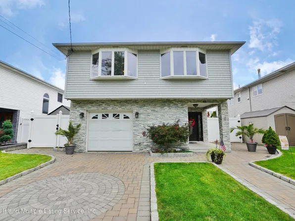 45 Carreau Ave, Staten Island, NY 10314