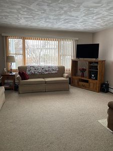 806 School St, Moosic, PA, 18507