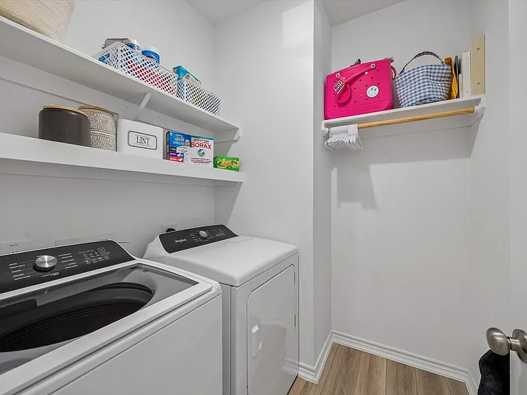 551 Ruby Bend Ln — Photo 18