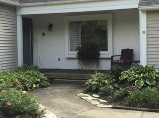 5909 Clark State Rd, Gahanna, OH 43230