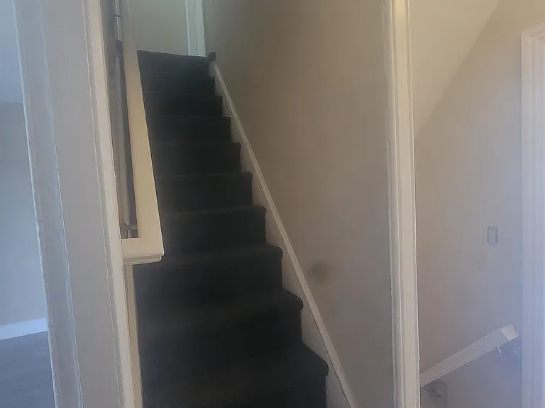 627 Corson St — Photo 7