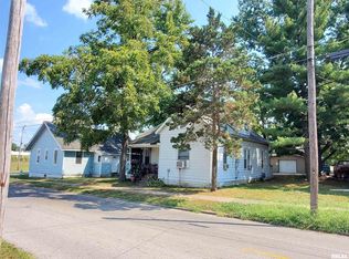 303 W Sycamore St, Carbondale, IL