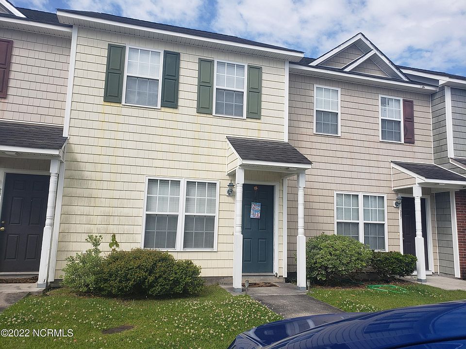 1st image of 205 Bridgewood Dr