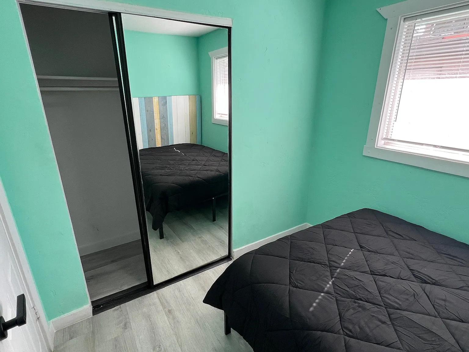 5 bed, 1500 sqft, $750 — Photo 3
