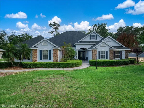 1022 Lake June Rd, Lake Placid, FL 33852