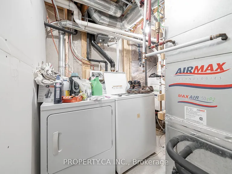 1776 A Lawrence Ave W #1 — Photo 13