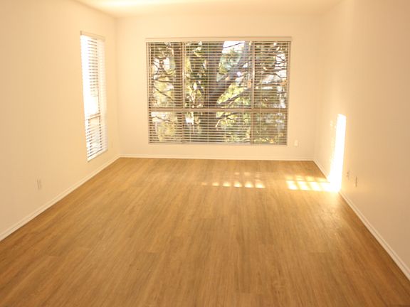 3rd image of 12320 Texas Ave APT 7