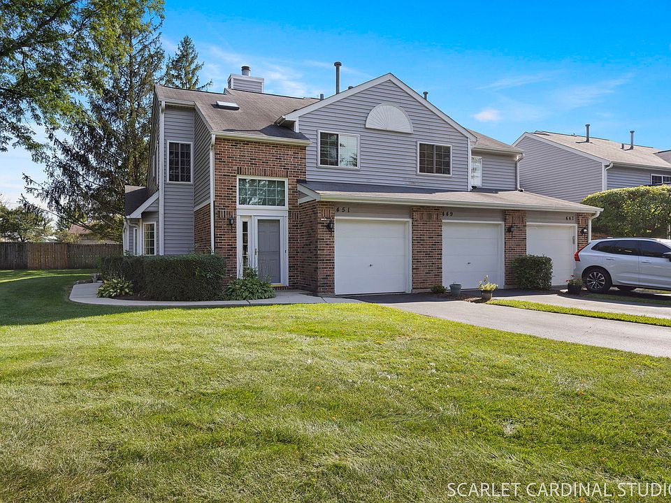 1st image of 449 Canterbury Dr