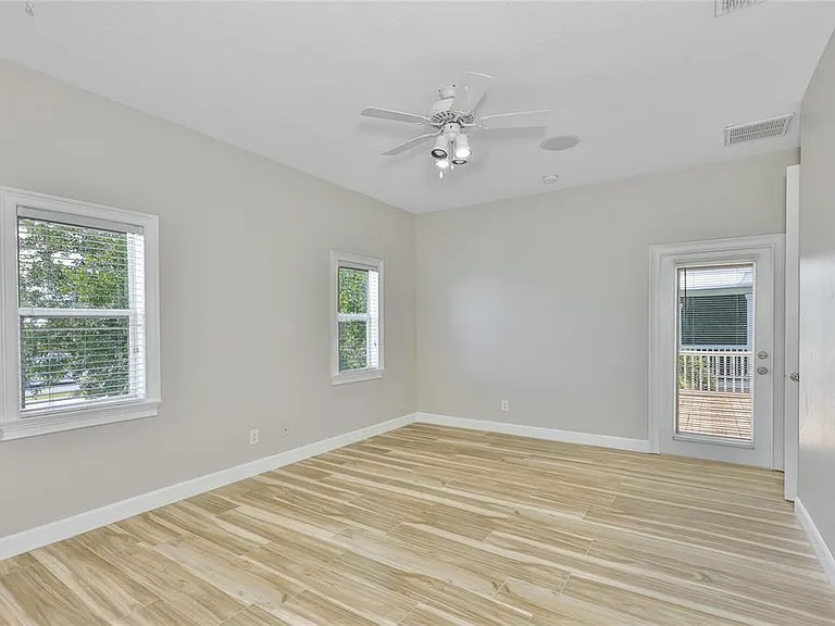 6573 Simone Shores Cir — Photo 29