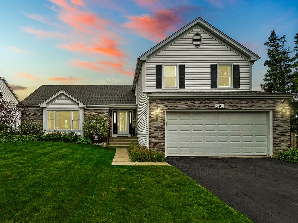 2nd image of 243 Yorkshire Dr
