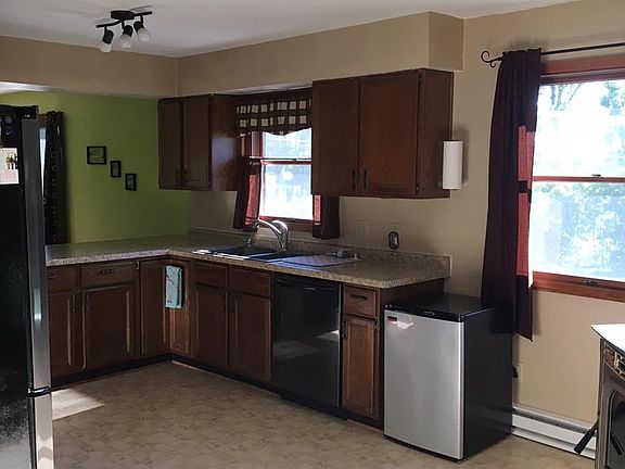 4th image of 444 N 12th Ave