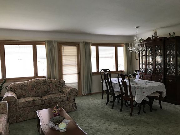 Dining room living room