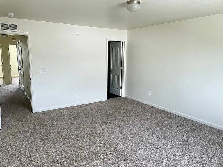 4355 24th Street Rd #1502 — Photo 13