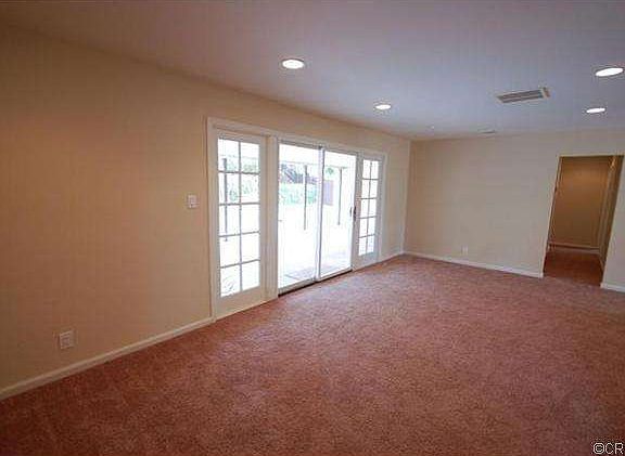 4th image of 5323 Newbury Ave
