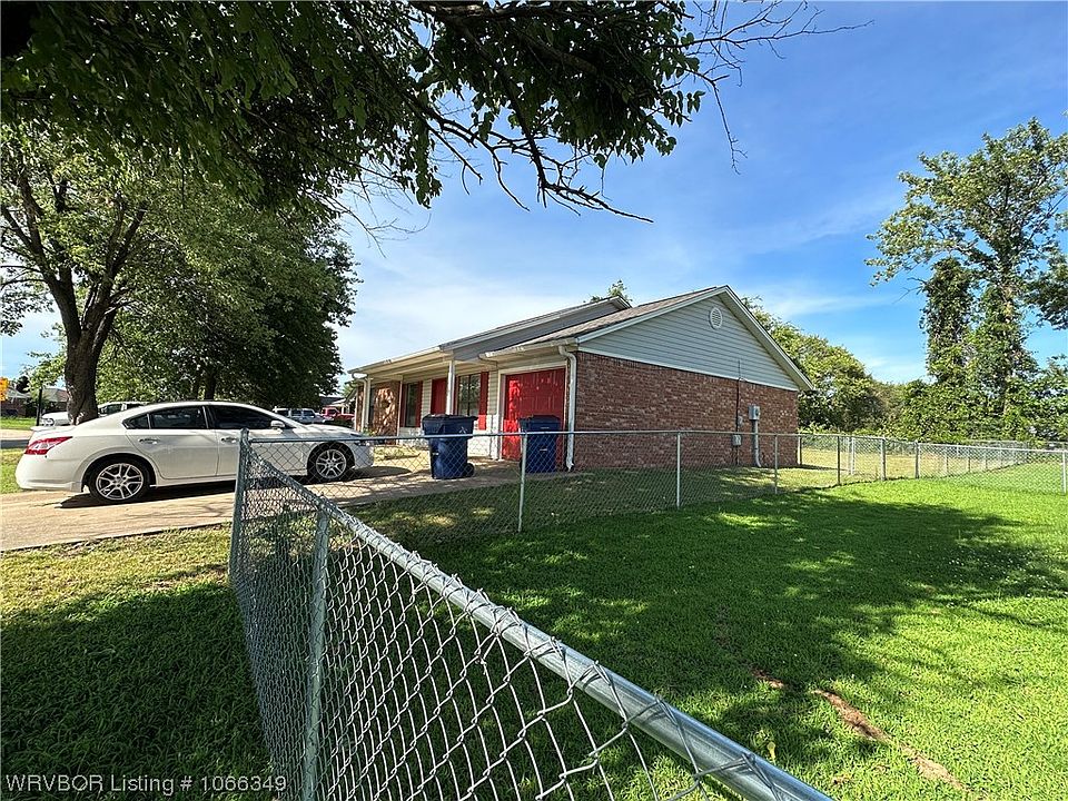 2nd image of 2608 Koller St