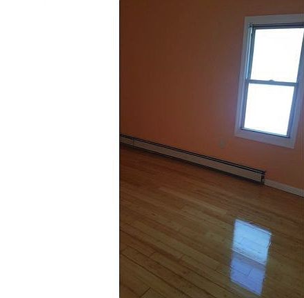 5th image of 423 Beach 46th St