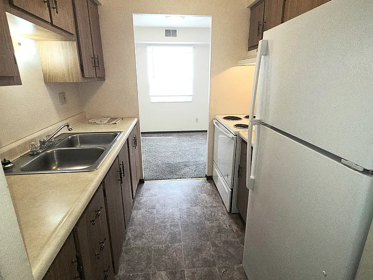 605 George St #107 — Photo 10